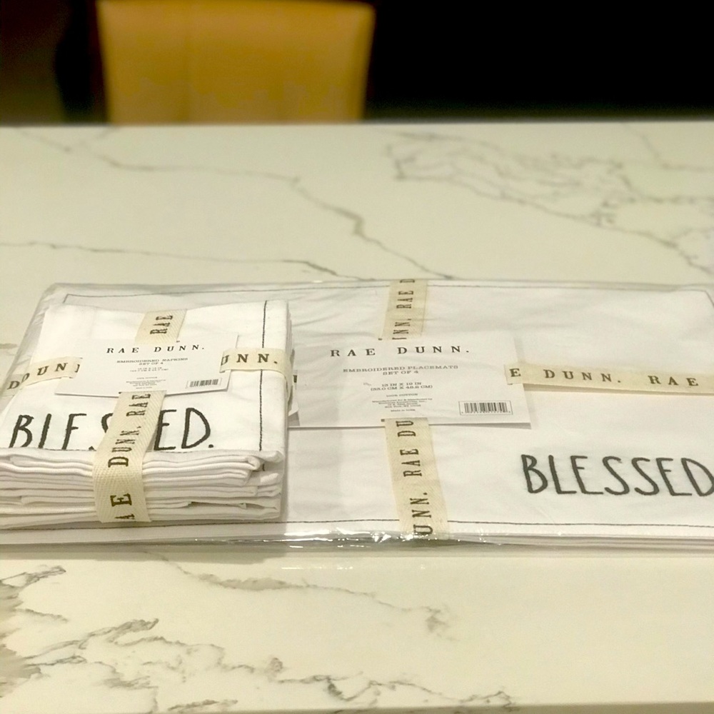 Rae Dunn Placemats and Napkin 4-pc set